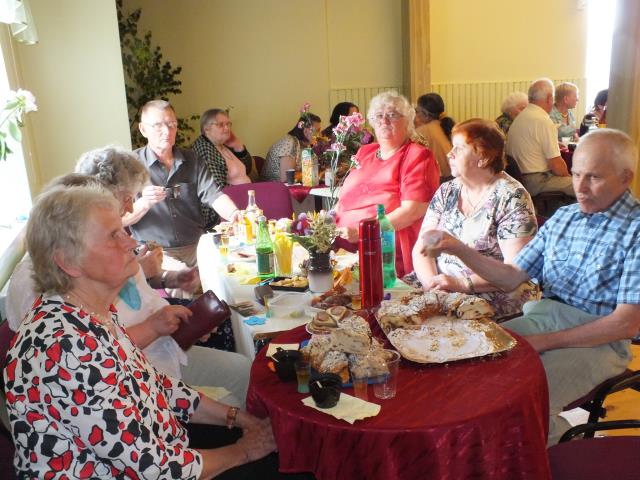 Seniori ciemojas Mārkalnē
